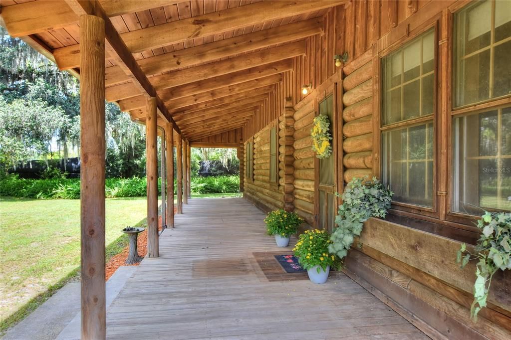 Active With Contract: $555,000 (3 beds, 2 baths, 2805 Square Feet)