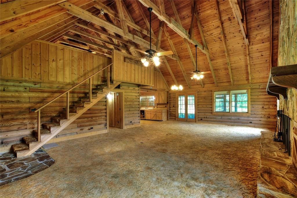 Active With Contract: $555,000 (3 beds, 2 baths, 2805 Square Feet)