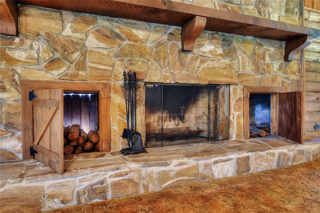 Active With Contract: $555,000 (3 beds, 2 baths, 2805 Square Feet)