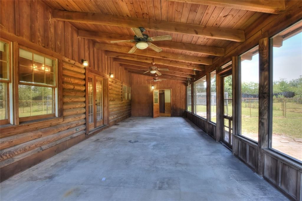 Active With Contract: $555,000 (3 beds, 2 baths, 2805 Square Feet)