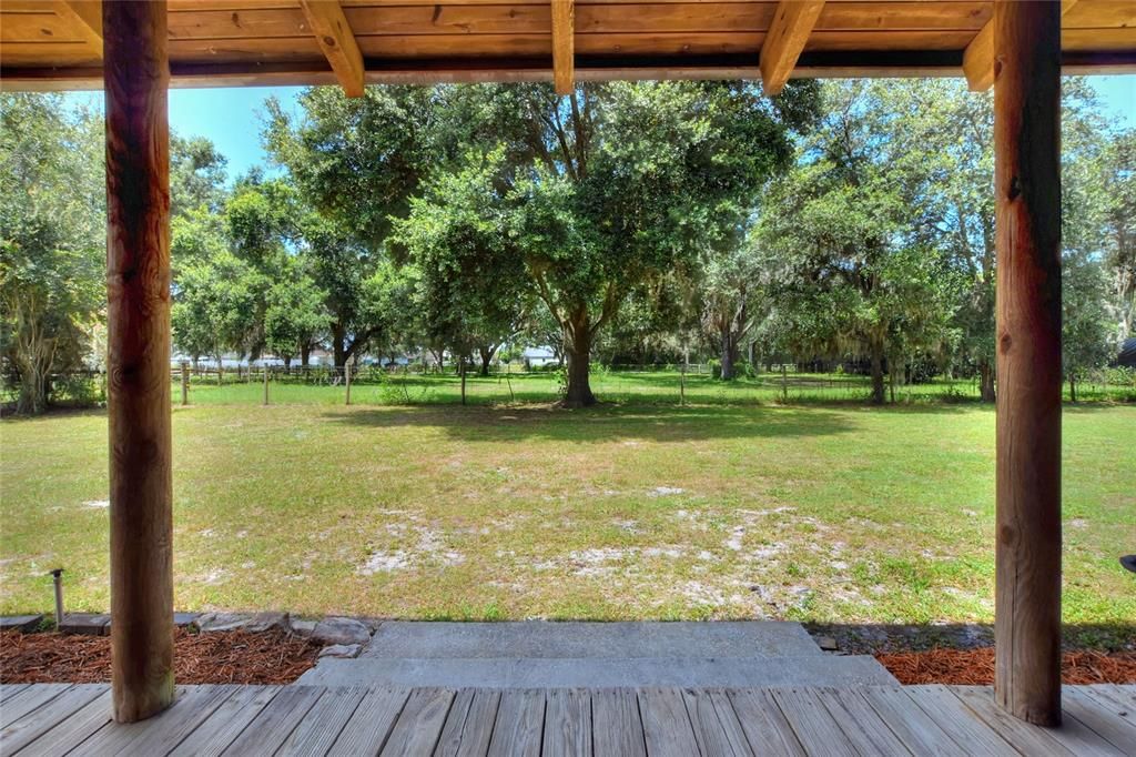 Active With Contract: $555,000 (3 beds, 2 baths, 2805 Square Feet)