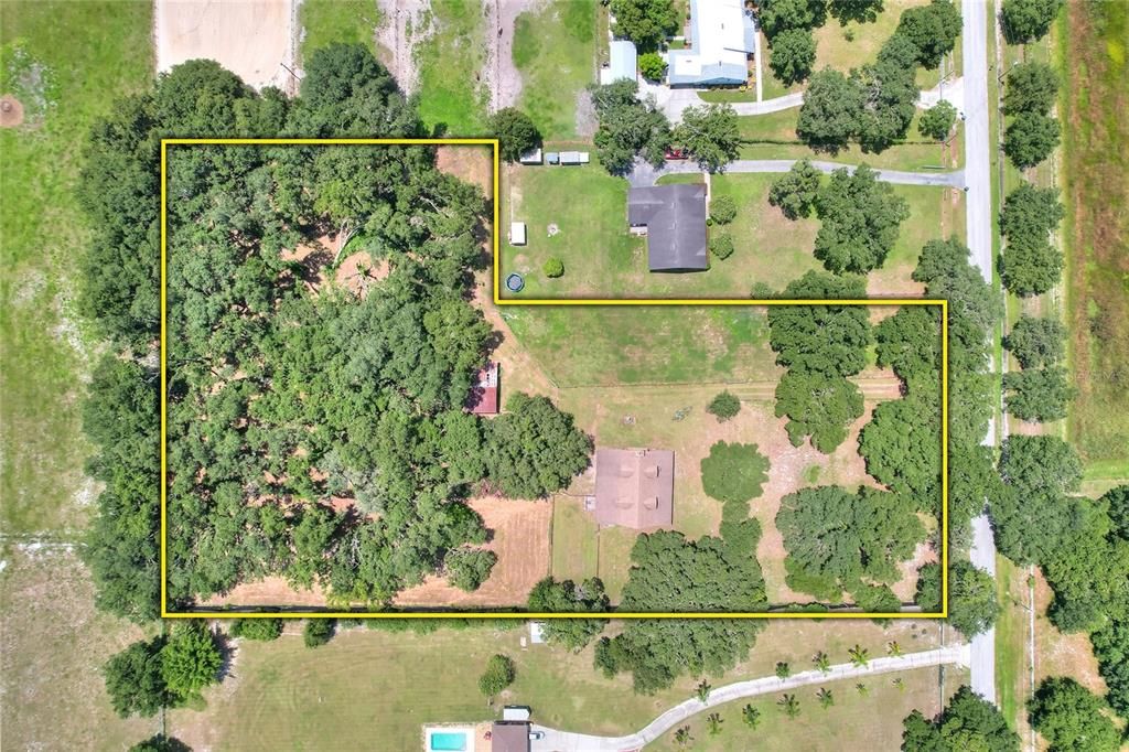 Active With Contract: $555,000 (3 beds, 2 baths, 2805 Square Feet)