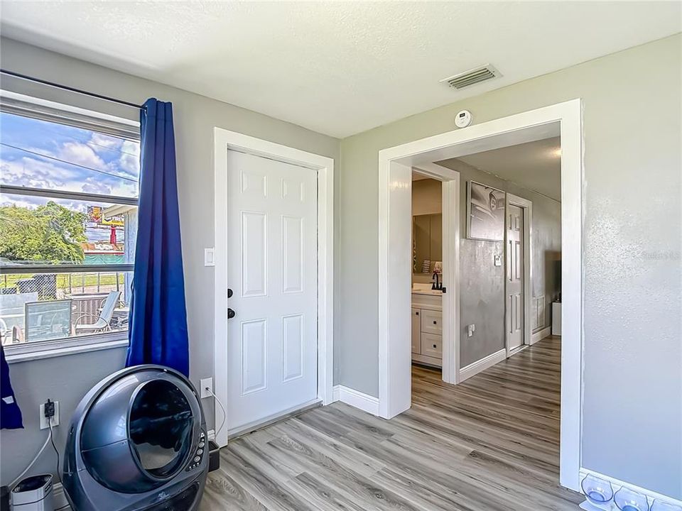For Sale: $234,500 (2 beds, 2 baths, 1020 Square Feet)