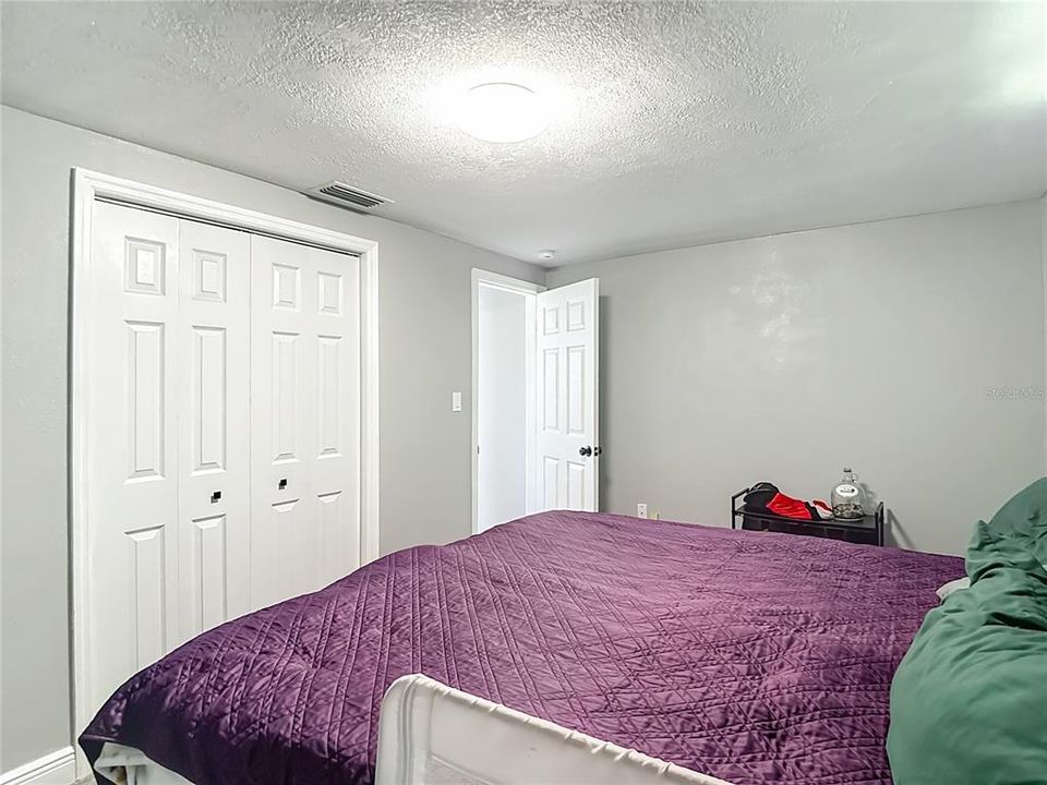 For Sale: $234,500 (2 beds, 2 baths, 1020 Square Feet)