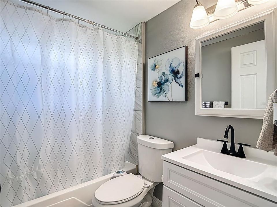 For Sale: $234,500 (2 beds, 2 baths, 1020 Square Feet)