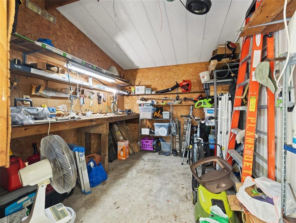 For Sale: $132,500 (2 beds, 2 baths, 1428 Square Feet)