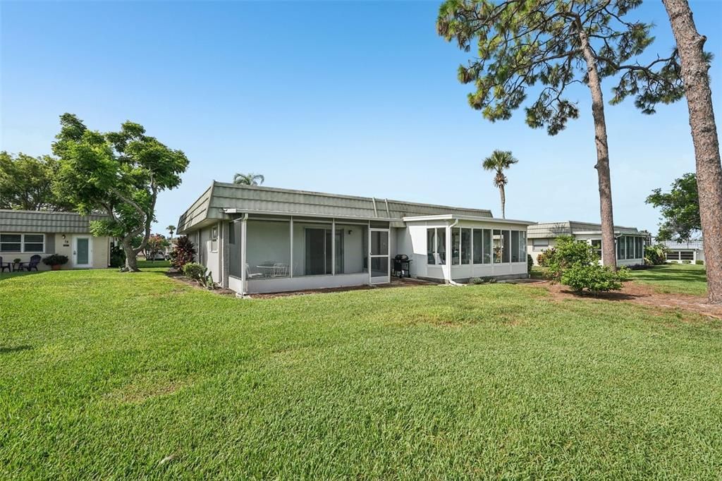 待售: $91,000 (1 贝兹, 1 浴室, 800 平方英尺)