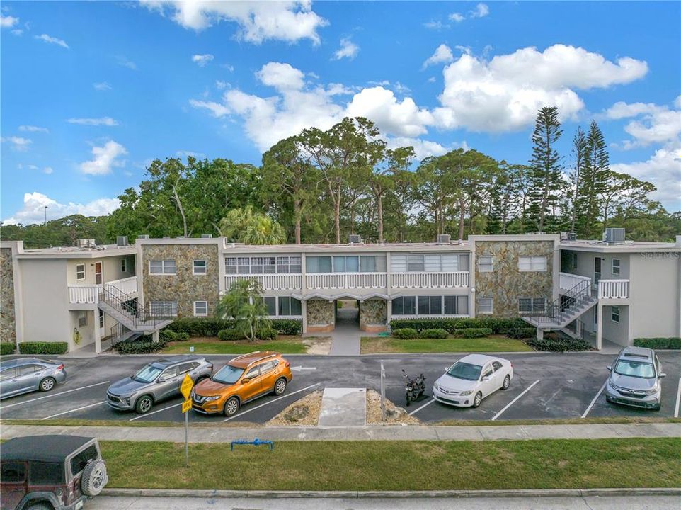 For Sale: $94,000 (1 beds, 1 baths, 595 Square Feet)