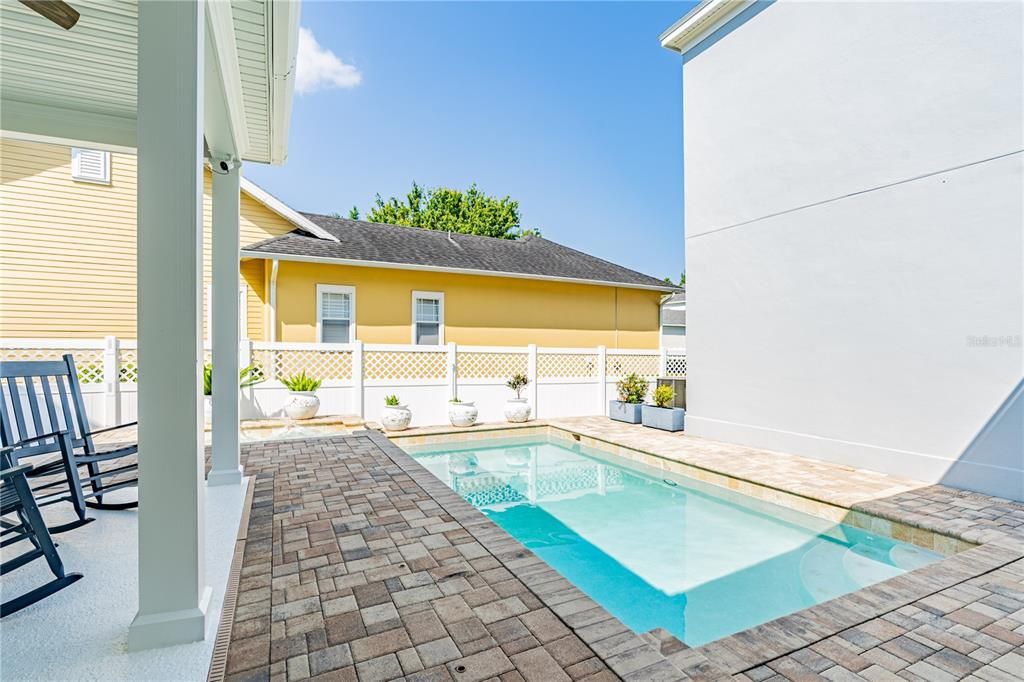 For Sale: $1,510,000 (5 beds, 4 baths, 4102 Square Feet)