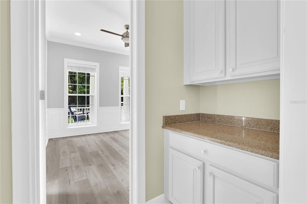 For Sale: $1,510,000 (5 beds, 4 baths, 4102 Square Feet)