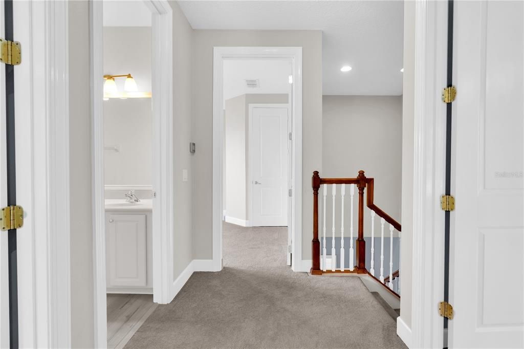 For Sale: $1,510,000 (5 beds, 4 baths, 4102 Square Feet)