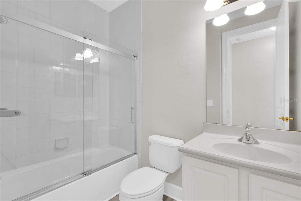 For Sale: $1,510,000 (5 beds, 4 baths, 4102 Square Feet)