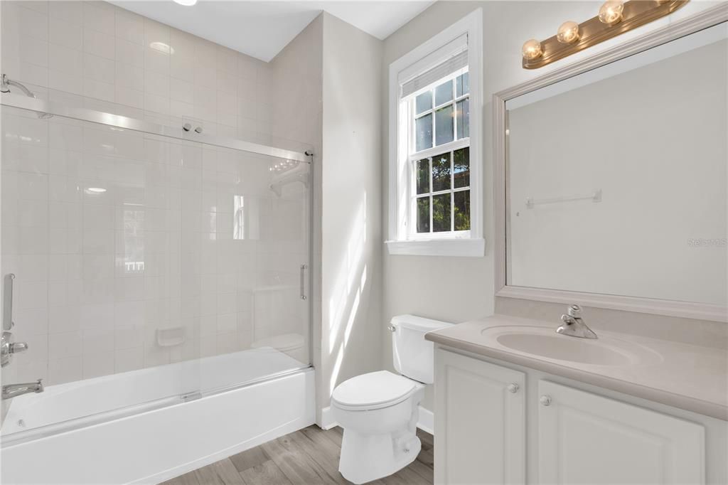 For Sale: $1,510,000 (5 beds, 4 baths, 4102 Square Feet)