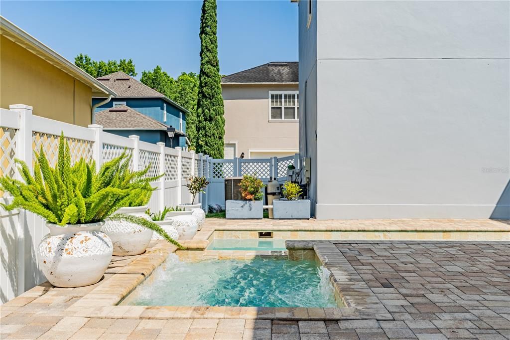 For Sale: $1,510,000 (5 beds, 4 baths, 4102 Square Feet)