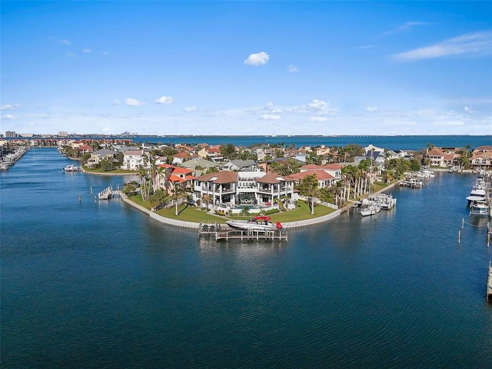 待售: $8,000,000 (5 贝兹, 5 浴室, 4846 平方英尺)