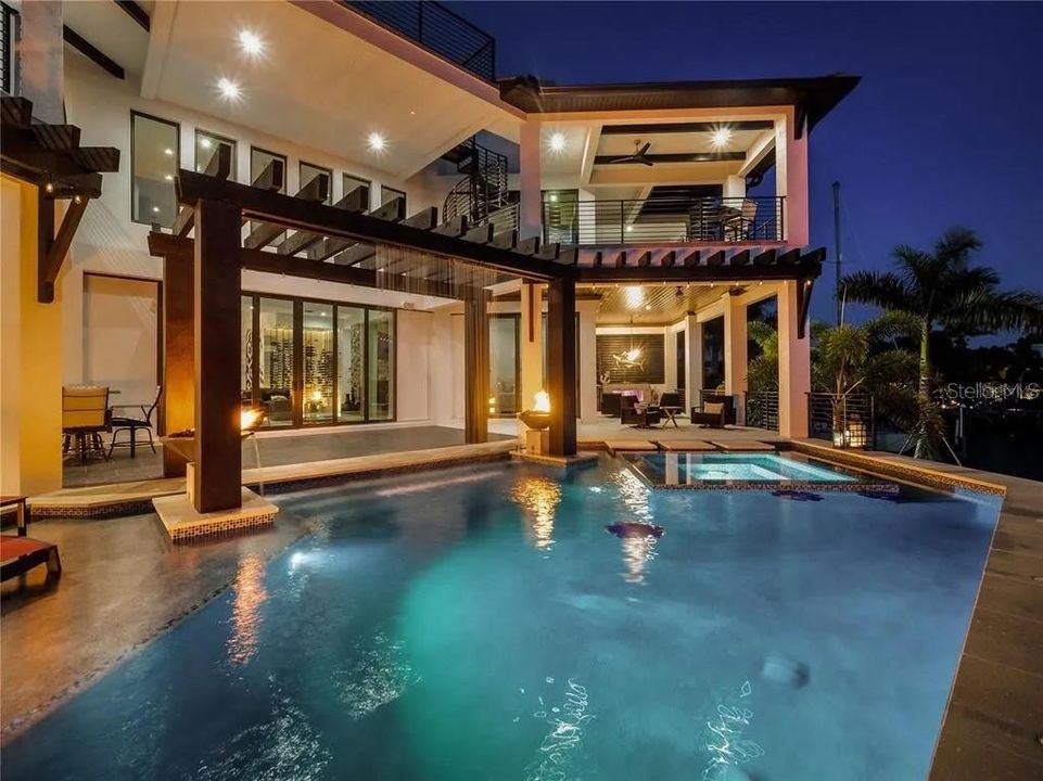 待售: $8,000,000 (5 贝兹, 5 浴室, 4846 平方英尺)