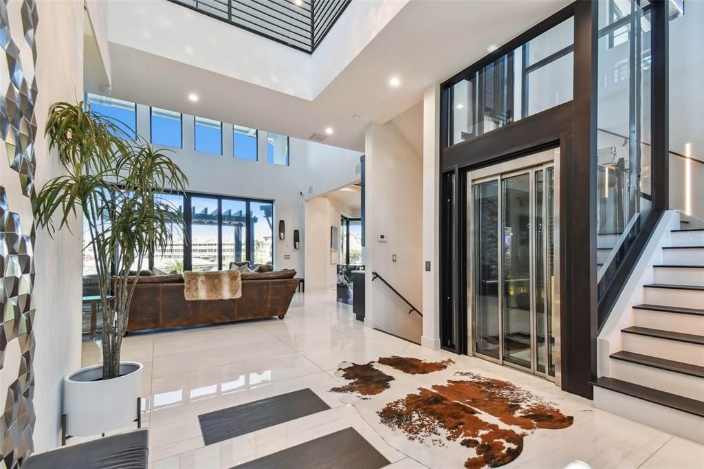 待售: $8,000,000 (5 贝兹, 5 浴室, 4846 平方英尺)