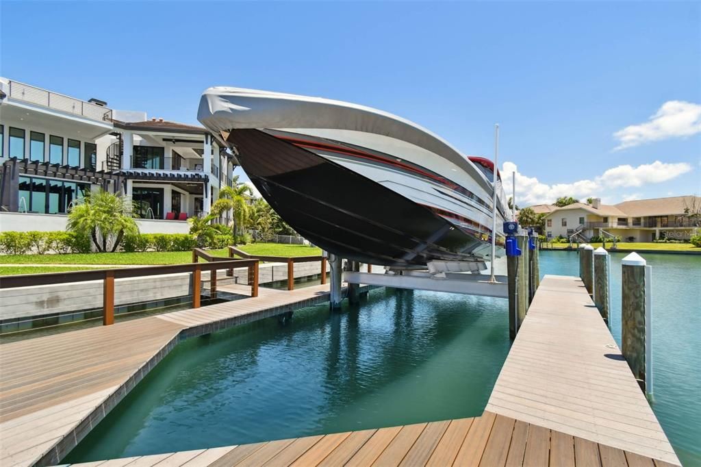 待售: $8,000,000 (5 贝兹, 5 浴室, 4846 平方英尺)