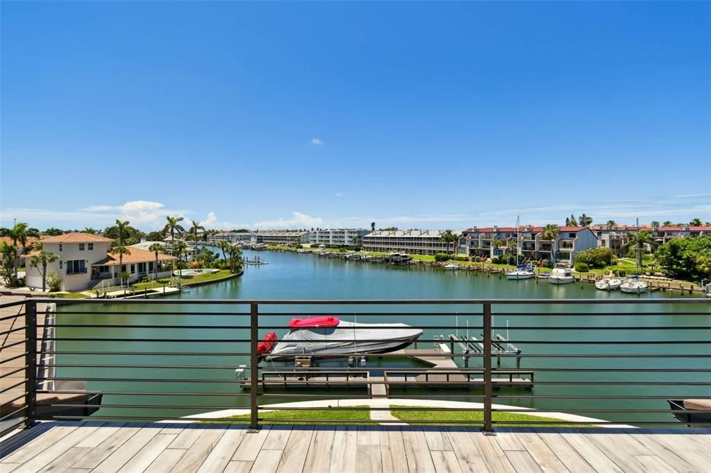 待售: $8,000,000 (5 贝兹, 5 浴室, 4846 平方英尺)