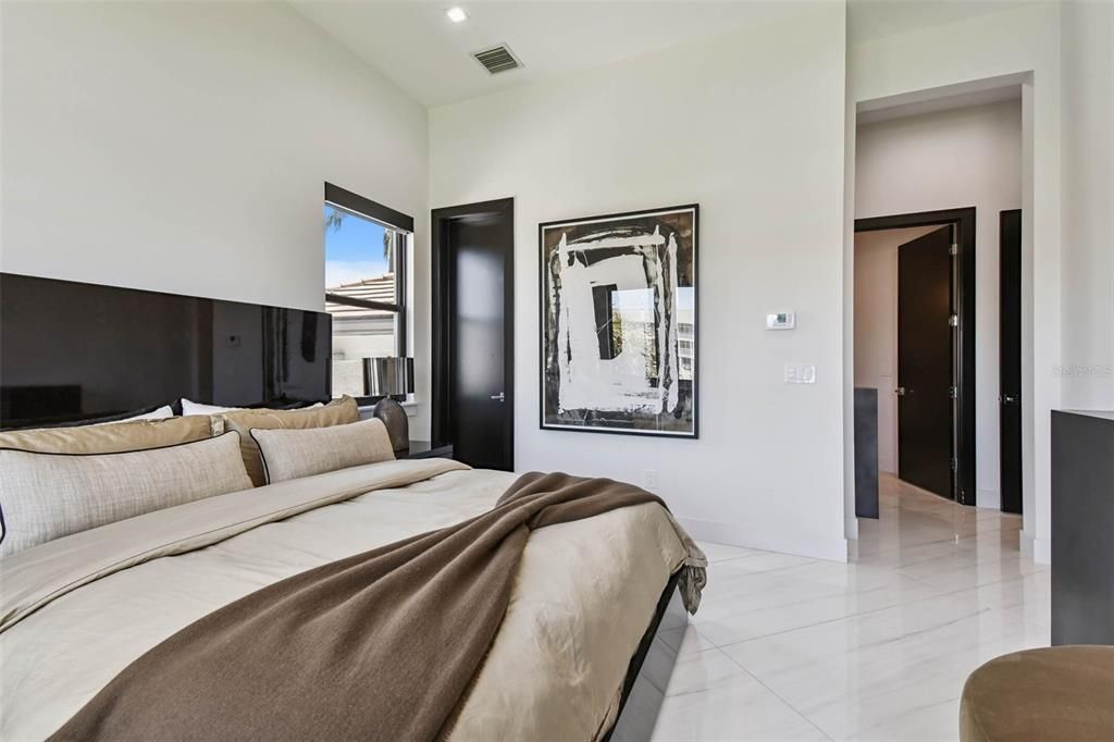 待售: $8,000,000 (5 贝兹, 5 浴室, 4846 平方英尺)