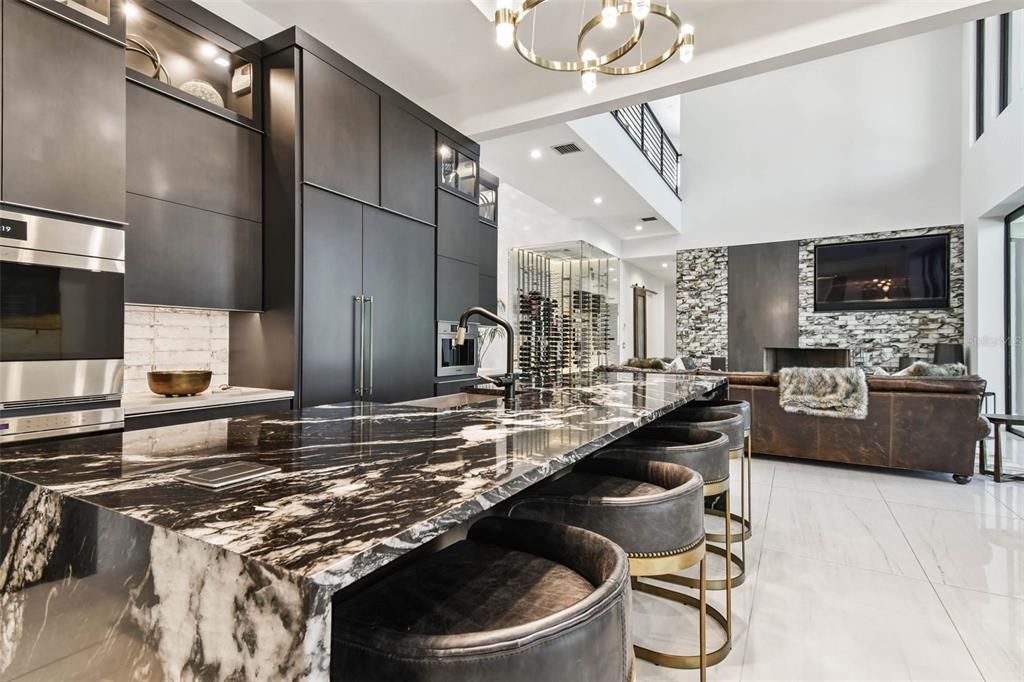 待售: $8,000,000 (5 贝兹, 5 浴室, 4846 平方英尺)