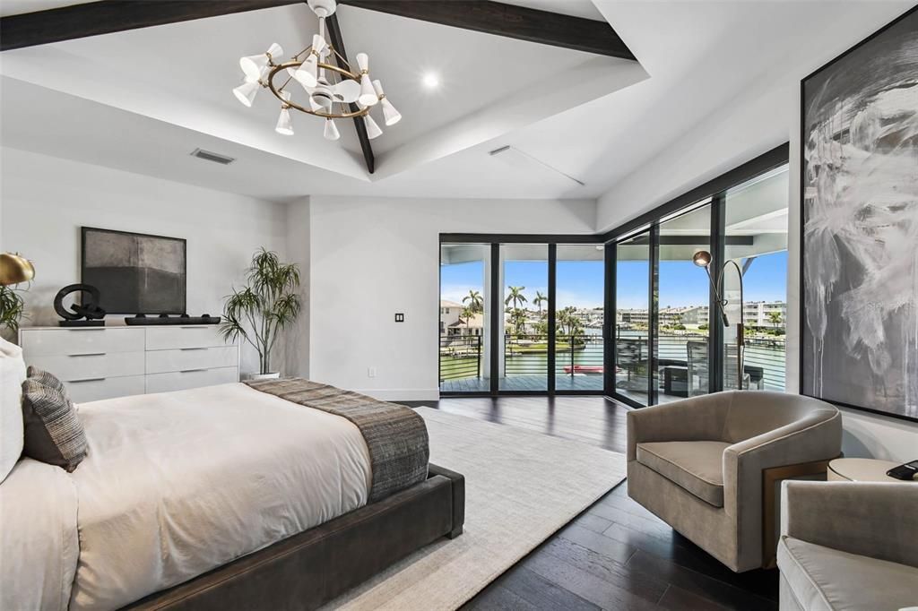 待售: $8,000,000 (5 贝兹, 5 浴室, 4846 平方英尺)