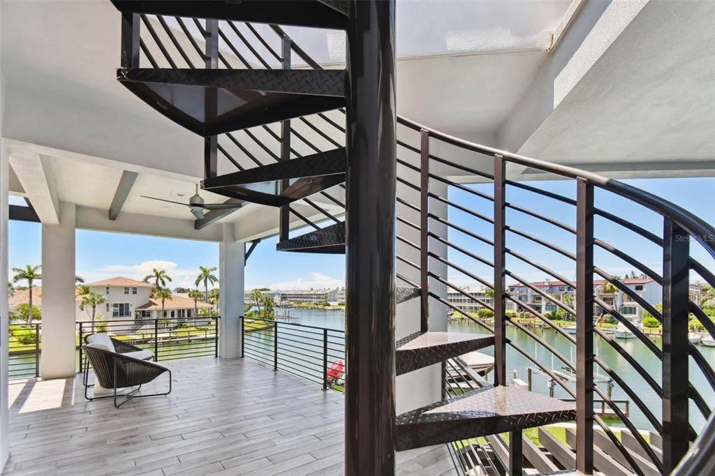 待售: $8,000,000 (5 贝兹, 5 浴室, 4846 平方英尺)