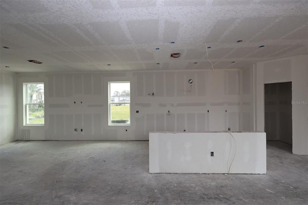 Под контрактом: $514,990 (4 спален, 3 ванн, 2780 Квадратных фут)