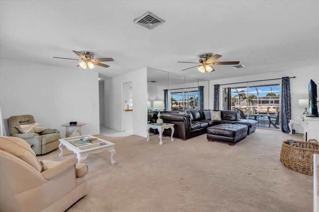 待售: $1,448,800 (3 贝兹, 2 浴室, 1701 平方英尺)