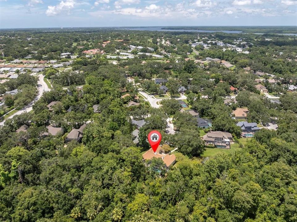 合同活跃: $769,000 (3 贝兹, 2 浴室, 2414 平方英尺)