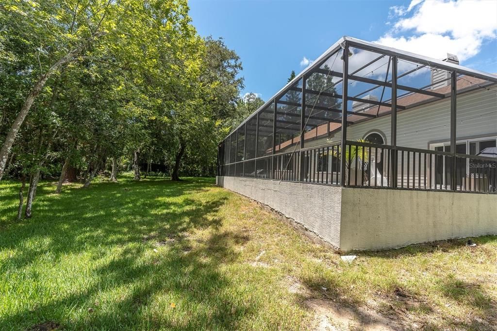 合同活跃: $769,000 (3 贝兹, 2 浴室, 2414 平方英尺)