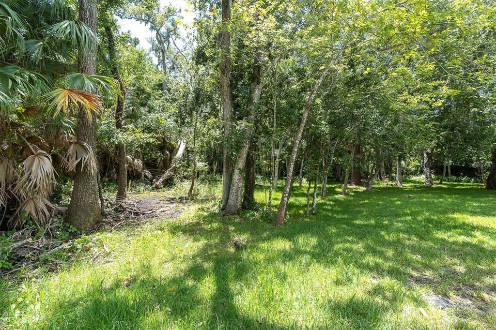 合同活跃: $769,000 (3 贝兹, 2 浴室, 2414 平方英尺)