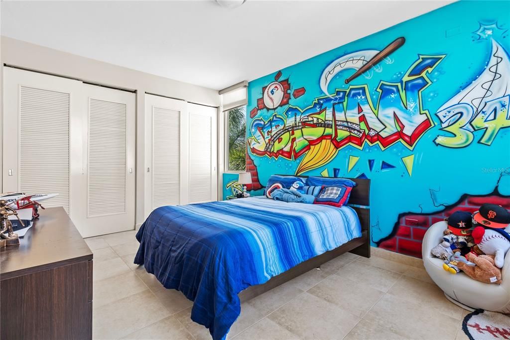 For Sale: $1,395,000 (4 beds, 3 baths, 4426 Square Feet)