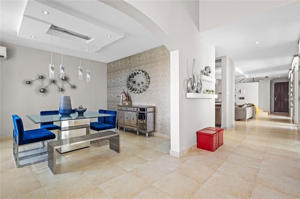 For Sale: $1,395,000 (4 beds, 3 baths, 4426 Square Feet)