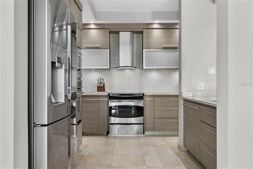 For Sale: $1,395,000 (4 beds, 3 baths, 4426 Square Feet)