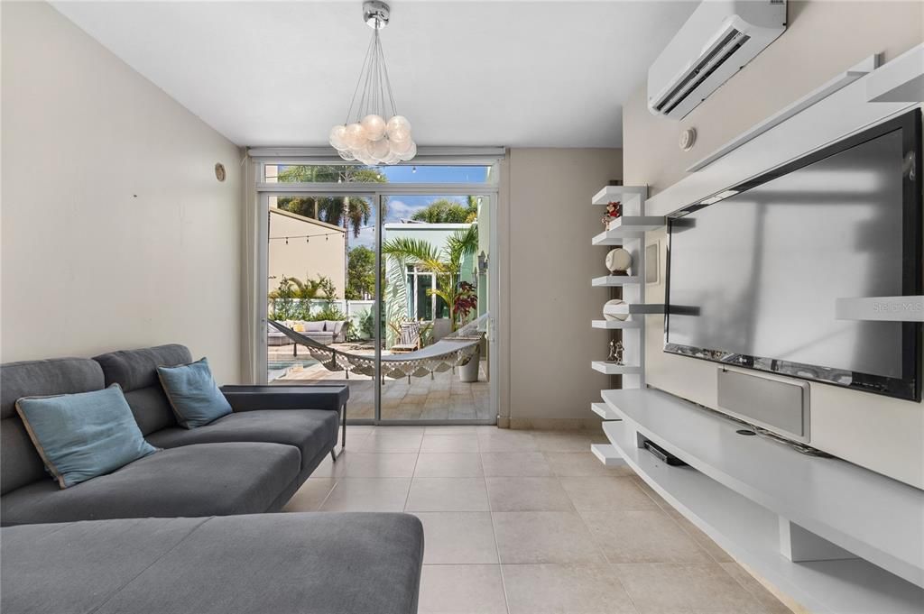 For Sale: $1,395,000 (4 beds, 3 baths, 4426 Square Feet)