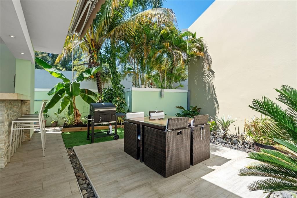 For Sale: $1,395,000 (4 beds, 3 baths, 4426 Square Feet)