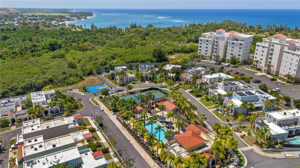 For Sale: $1,395,000 (4 beds, 3 baths, 4426 Square Feet)