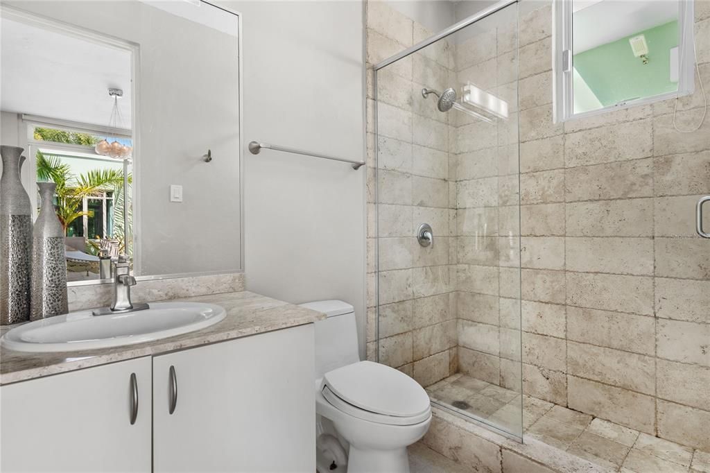 For Sale: $1,395,000 (4 beds, 3 baths, 4426 Square Feet)