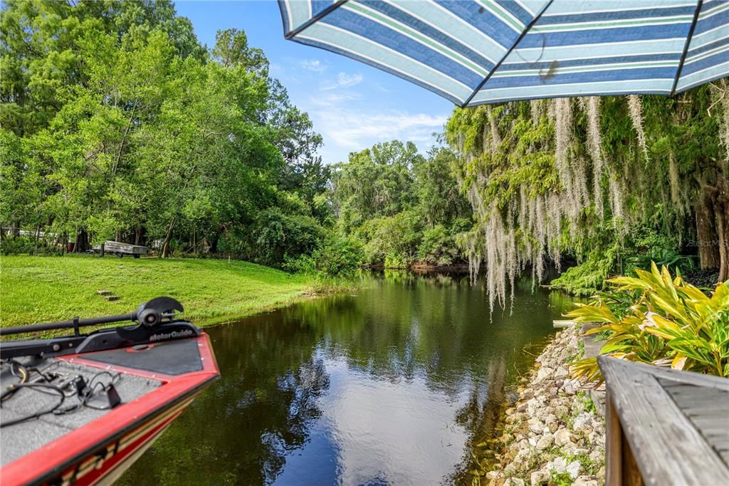 На продажу: $309,000 (2 спален, 1 ванн, 1281 Квадратных фут)