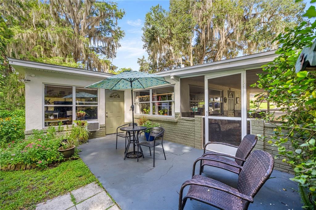 На продажу: $309,000 (2 спален, 1 ванн, 1281 Квадратных фут)