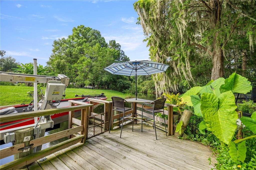 На продажу: $309,000 (2 спален, 1 ванн, 1281 Квадратных фут)