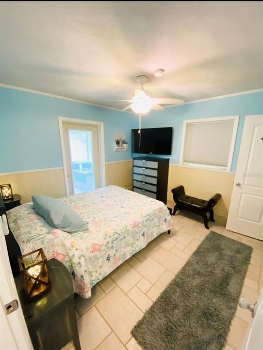 For Sale: $547,000 (4 beds, 2 baths, 1620 Square Feet)