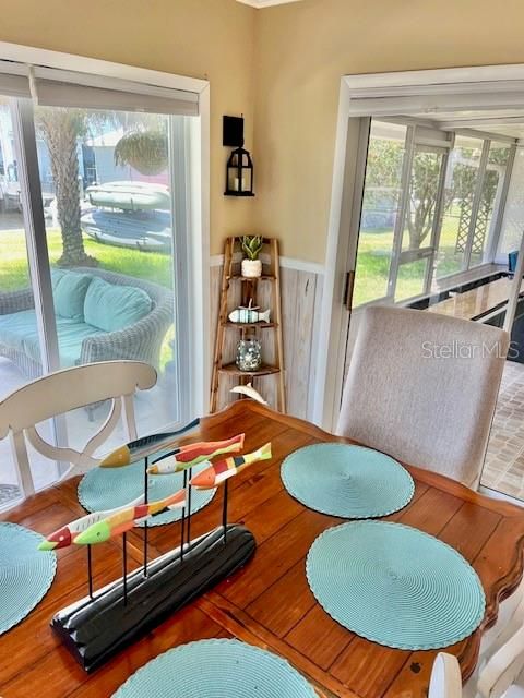 For Sale: $547,000 (4 beds, 2 baths, 1620 Square Feet)