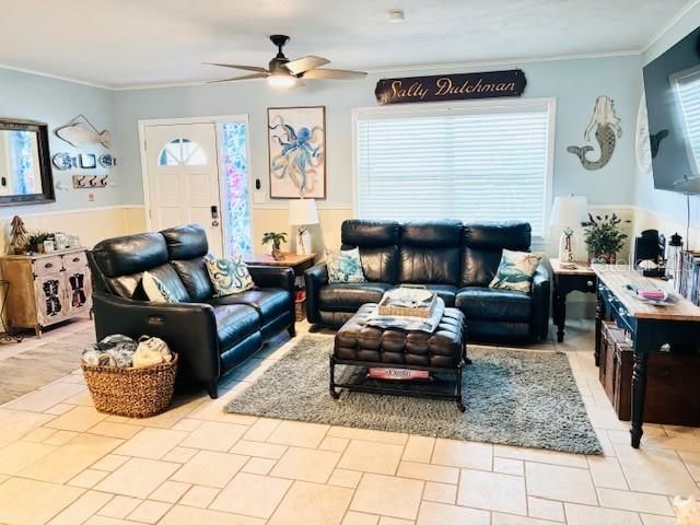 For Sale: $547,000 (4 beds, 2 baths, 1620 Square Feet)