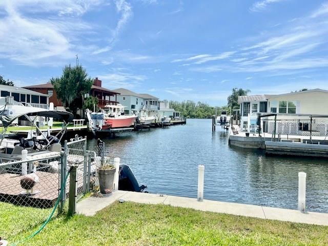 For Sale: $547,000 (4 beds, 2 baths, 1620 Square Feet)