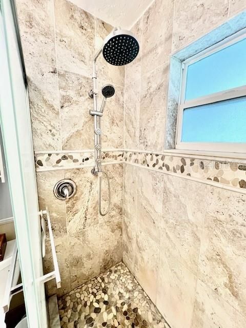 For Sale: $547,000 (4 beds, 2 baths, 1620 Square Feet)