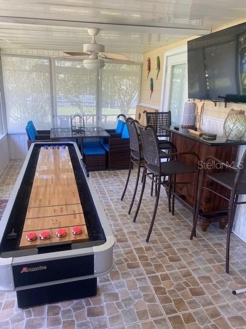 For Sale: $547,000 (4 beds, 2 baths, 1620 Square Feet)