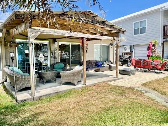 For Sale: $547,000 (4 beds, 2 baths, 1620 Square Feet)