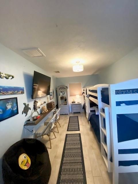 For Sale: $547,000 (4 beds, 2 baths, 1620 Square Feet)